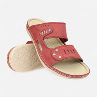 Men-Casual-Comfortable-Slippers-Burgundy-color-Image-of-the-sole
