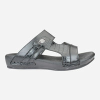 Snake-Leather-Print-Men-Slippers-Black-color-Image-from-the-right-side